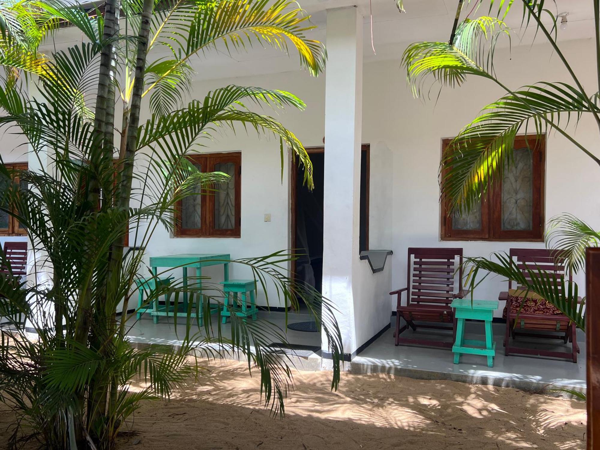 Moxy Bay Arugambay Arugam Bay Exterior foto