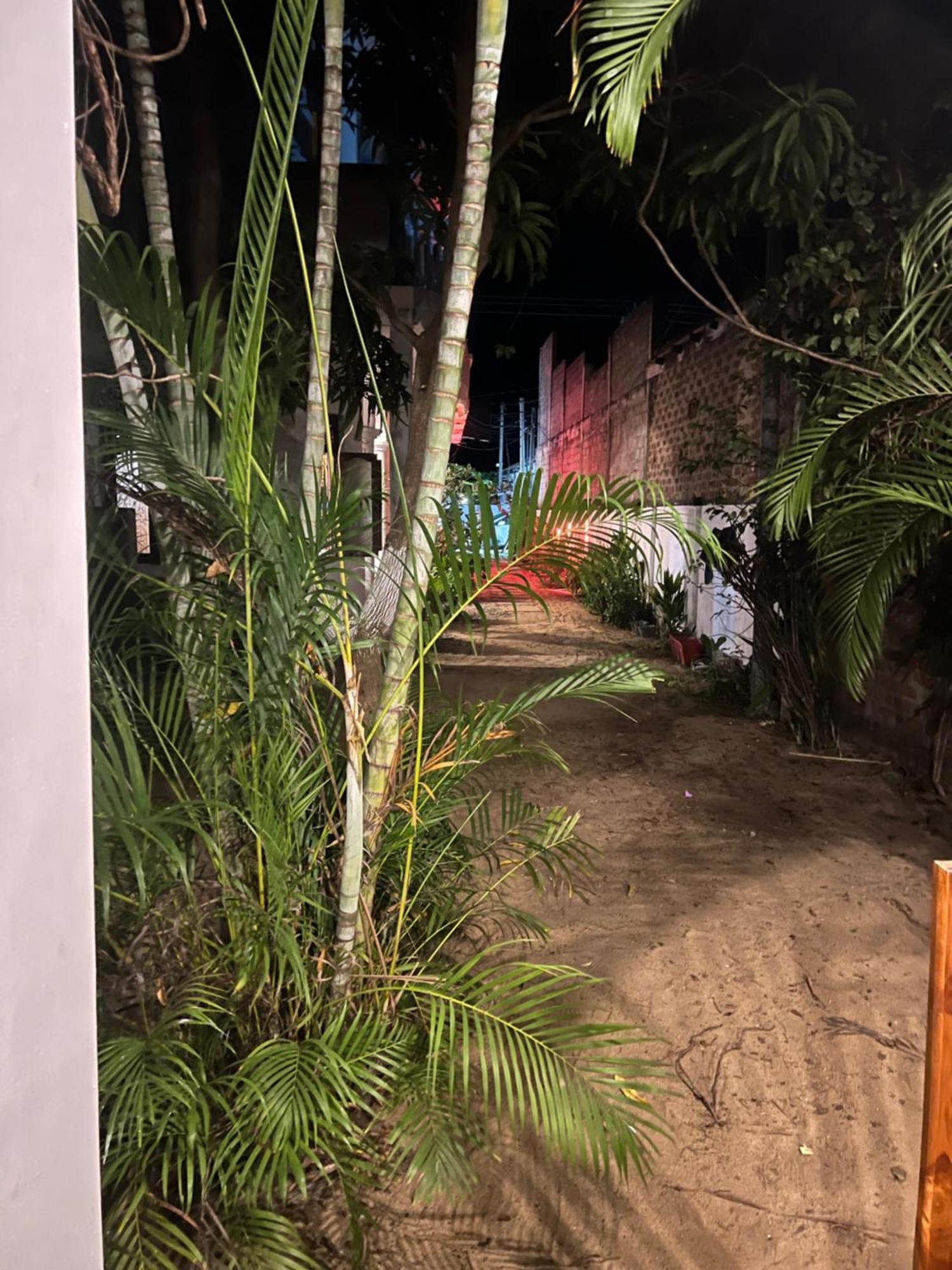 Moxy Bay Arugambay Arugam Bay Exterior foto
